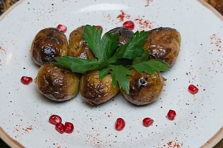 Молодой картофель на углях