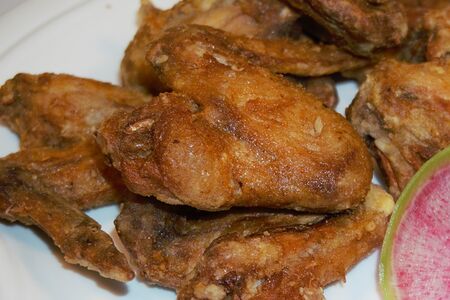 Куриные крылышки жареные хрустящие