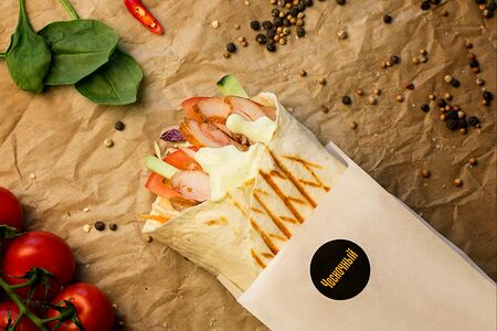 Ролл в пшеничной тортилье Чесночный