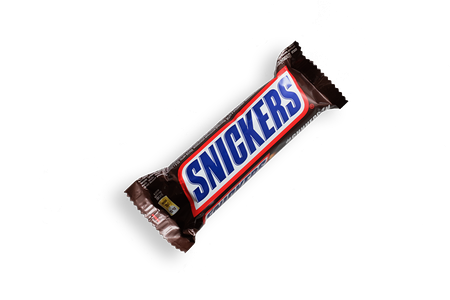 Батончик шоколадный Snickers