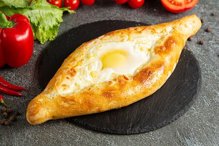 Хачапури по-аджарски