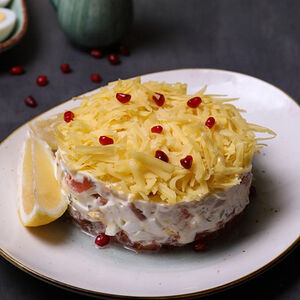 Սաղմոն յուղաձկով աղցան