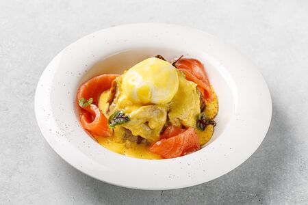 Яйцо бенедикт