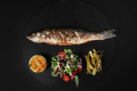 Сибас на гриле с соусом Белое вино