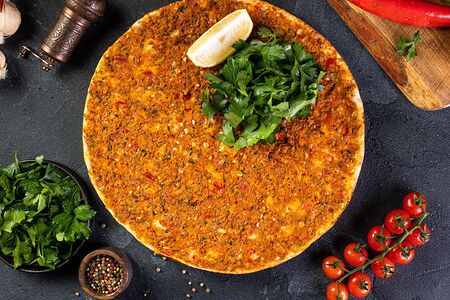 Лахмаджун Классический