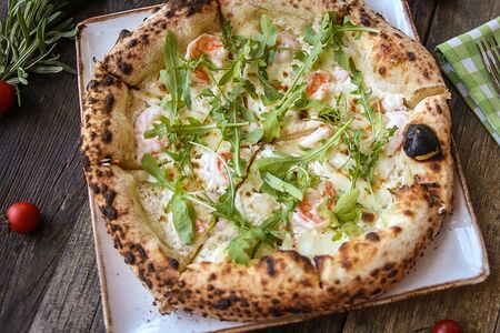 С креветками и рукколой