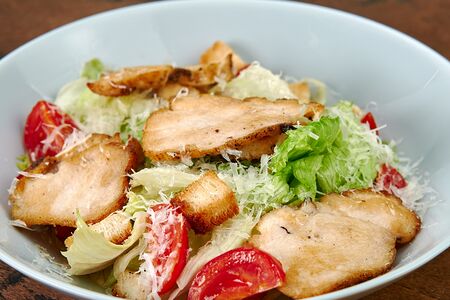 Цезарь с курицей