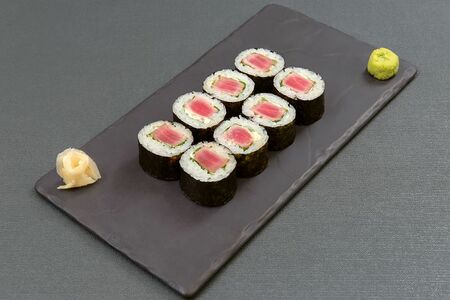 Ролл Татаки