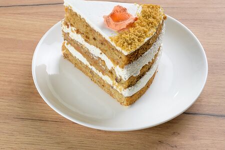 Пирожное морковное