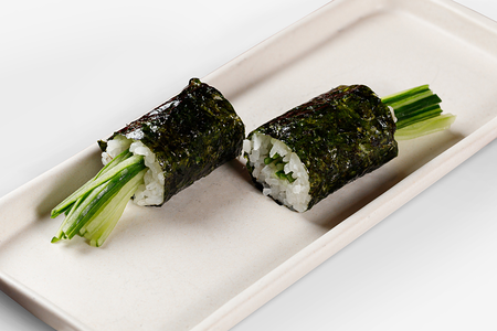 Hand Roll Огурец в нори