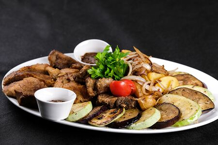 Мясо на троих