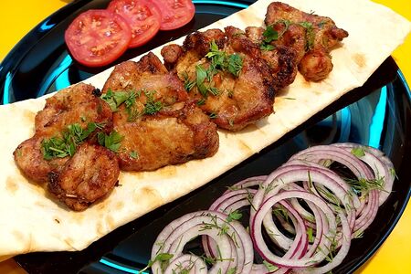 Шашлык из cвинoй шеи