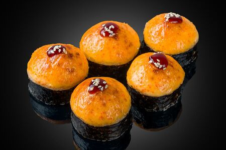 Ролл запеченный Токио с угрем 5 шт