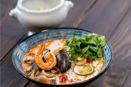 Том ям с тигровыми креветками