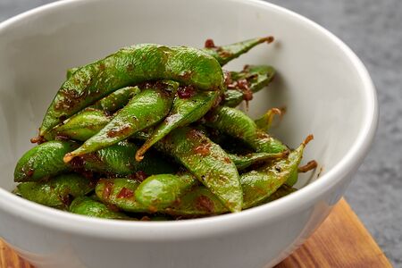 Эдамаме в перечном соусе