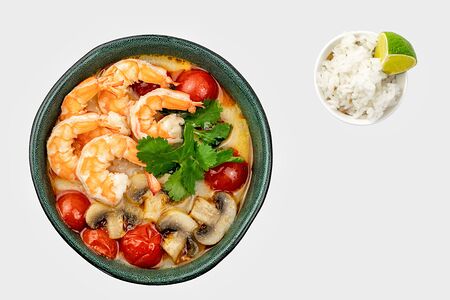 Том Ям с креветками