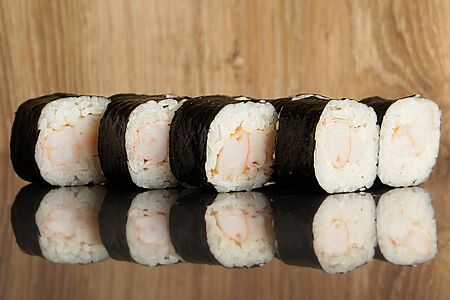 Классический ролл с тигр. креветкой