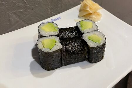 Ролл Маки огурец