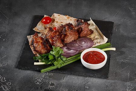 Шашлычное ассорти из свинины и говядины