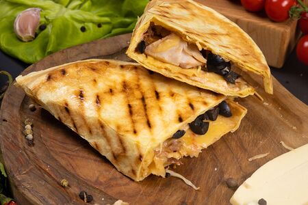 Пицца Жюльен закрытая