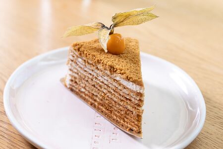 Торт Медовик