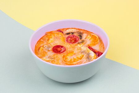 Суп Том ям с креветками