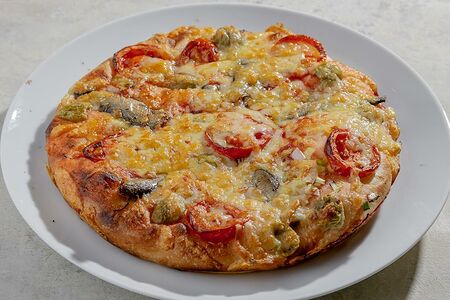 Пицца со шпротами