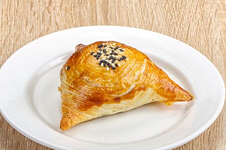 Самса тандырная с говядиной