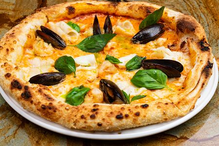 Пицца с морепродуктами