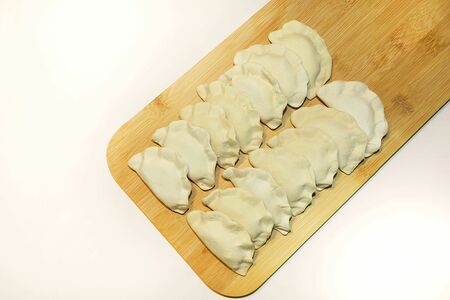 Замороженные вареники с картофелем 