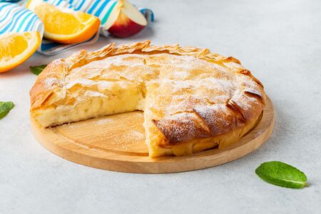 Пирог Бугаца с заварным кремом