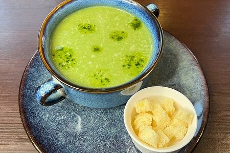 Крем-суп из шпината и цветной капусты