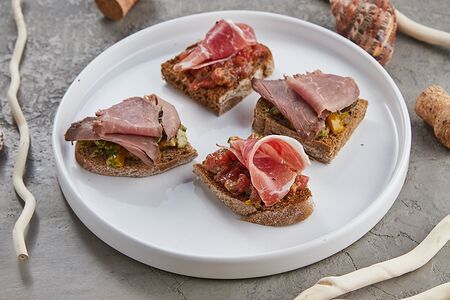 Ассорти брускетт