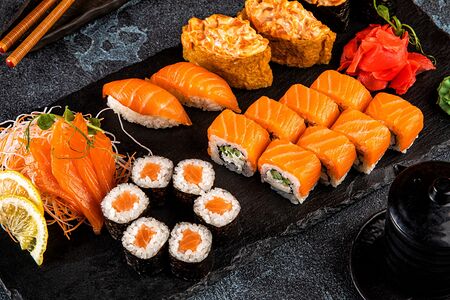 Сет Сяке Ассорти