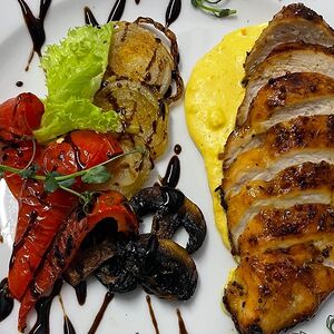 Грудка с овощами на гриле