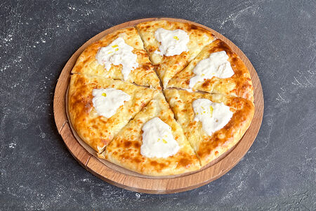 Хачапури со страчателлой