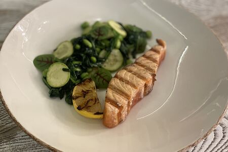 Стейк из лосося