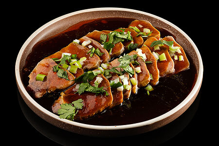 Язык свиной в соусе