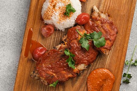 Ребрышки Том ям