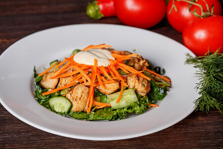 Салат с пекинской капустой