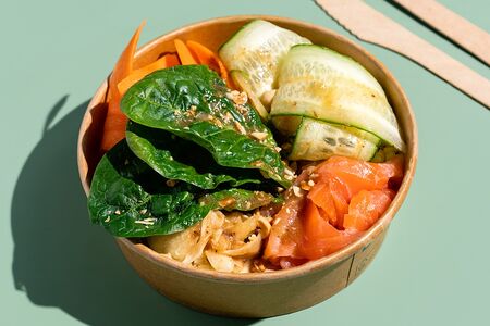 Боул с лососем