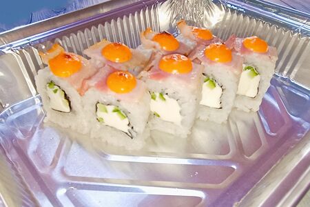 Запеченный ролл с беконом