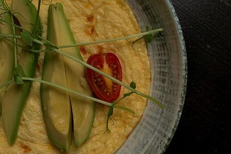 Сливочный омлет с авокадо