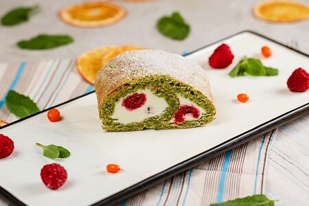 Фисташковый рулет