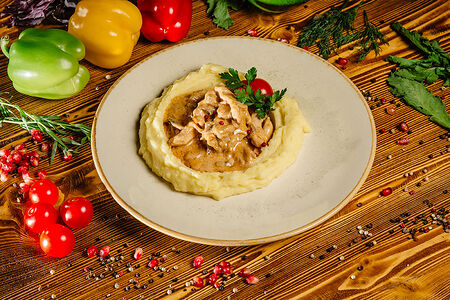 Курица по-строгановски