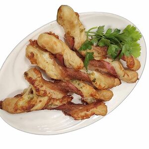 Острые косички с беконом