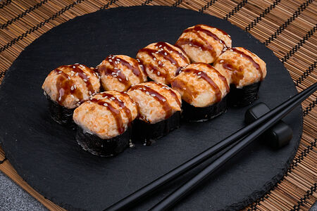 Ролл Бомбей с крабом