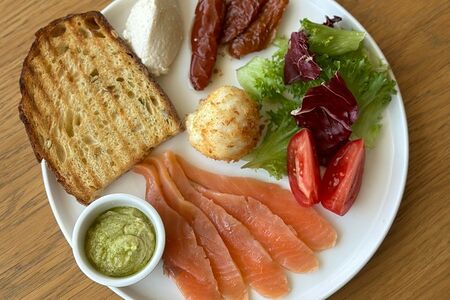 Большой рыбный завтрак