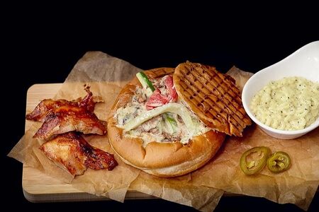 Со свининой