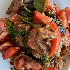 Фирменный салат Ихлас